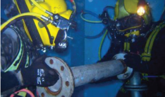 Underwater Blaster & Fitter Underwater Blaster & Fitter